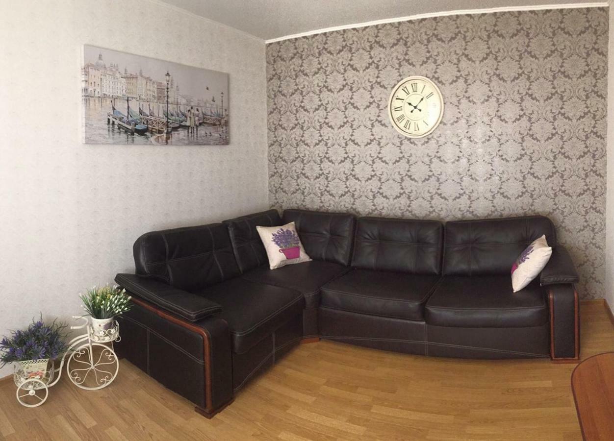 Two-Room Central Apartments Odessa Buitenkant foto